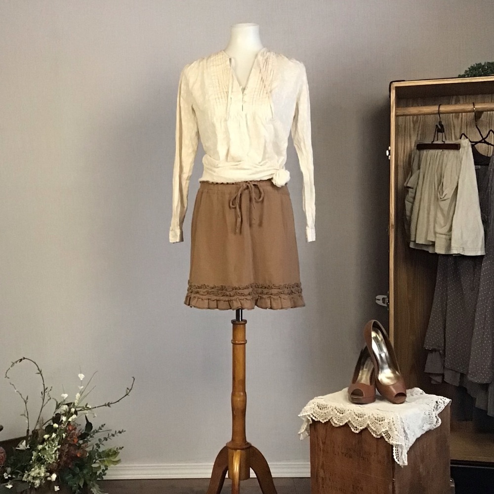 Bit & Bridle long sleeved peasant top 100% cotton